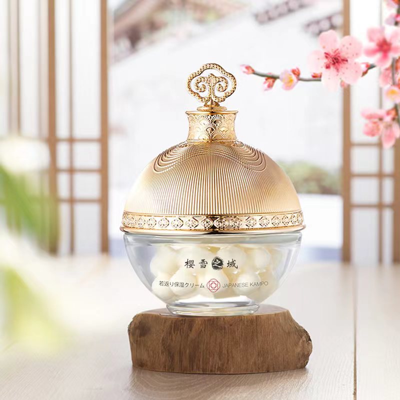 keeta美业：给肌肤补水保湿需要注意的事项有哪些？